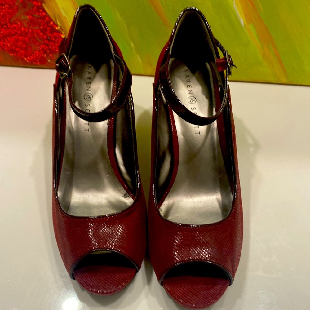 Women Spike Heel Shoes.